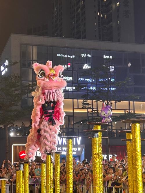 大潮奔涌 青春激荡 大潮奔涌 青春激荡